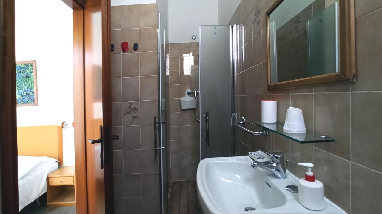 Hotel La Caravella Bellaria-Igea Marina Exterior foto